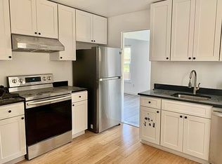 16-11 215th St #2, Bayside, NY 11360
