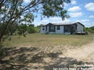 14615 Henze Rd, San Antonio, TX 78223