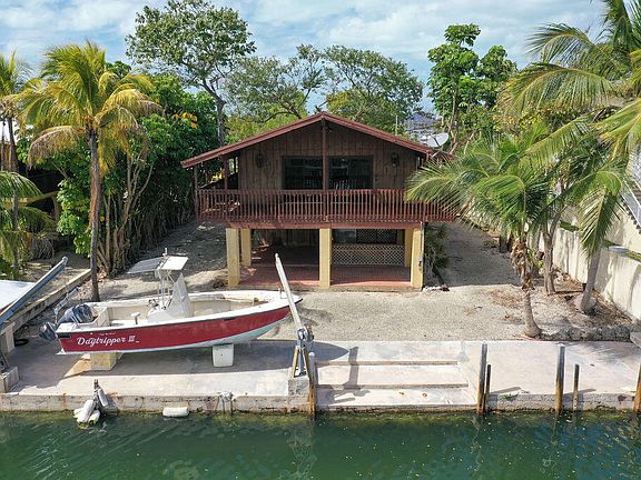 2nd image of 128 Plantation Dr