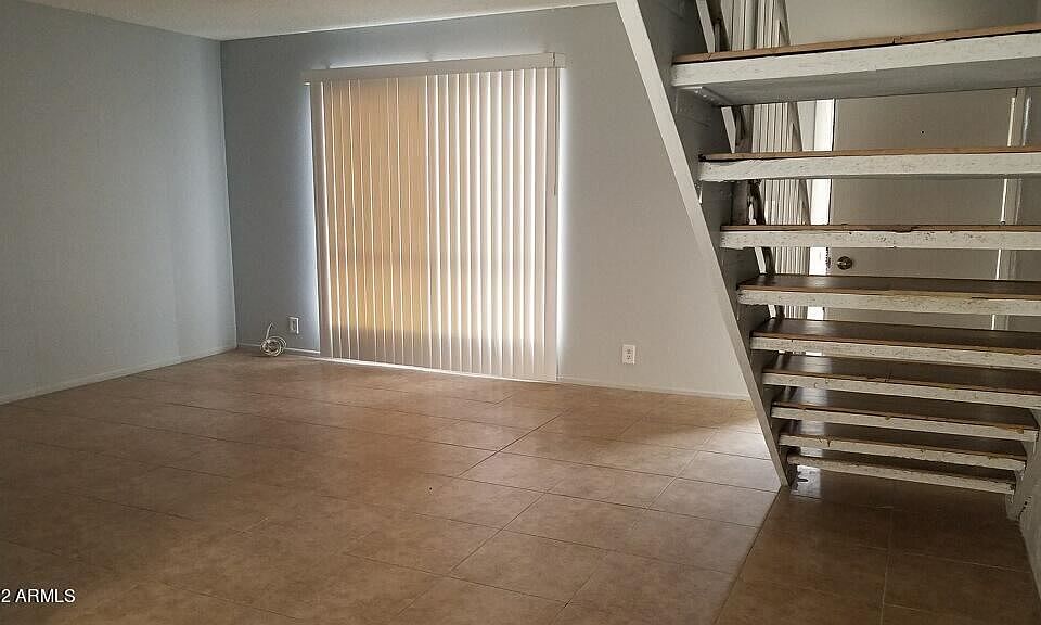 1st image of 3526 W Dunlap Ave #152