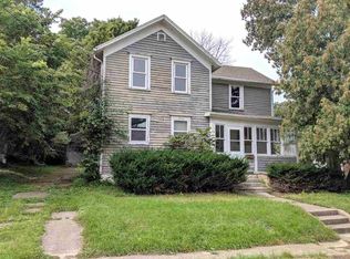 1326 S Float Ave, Freeport, IL 61032