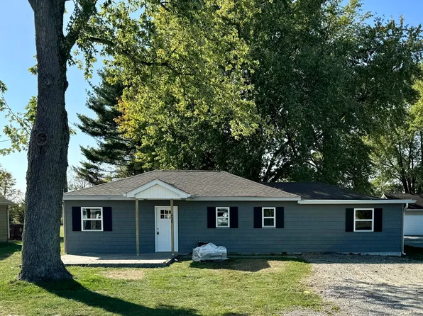 420 N Main St, Fillmore, IN 46128