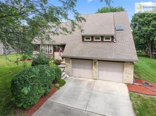 8209 N Delta Dr, Kansas City, MO 64151