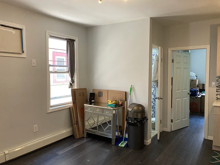 15816 Grand Central Pkwy #1 — Photo 5