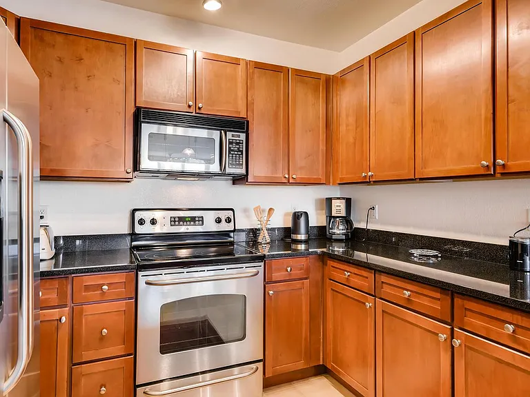 9059 E Panorama Cir #B-316 — Photo 17