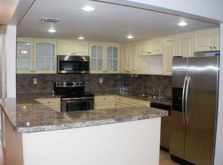 563 N University Dr, Plantation, FL 33324