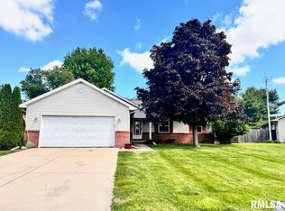 3117 Cascade Dr, Springfield, IL 62704