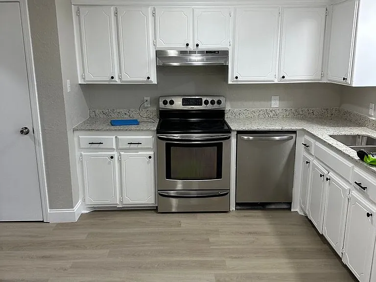 2606 NE Lake Ave — Photo 13