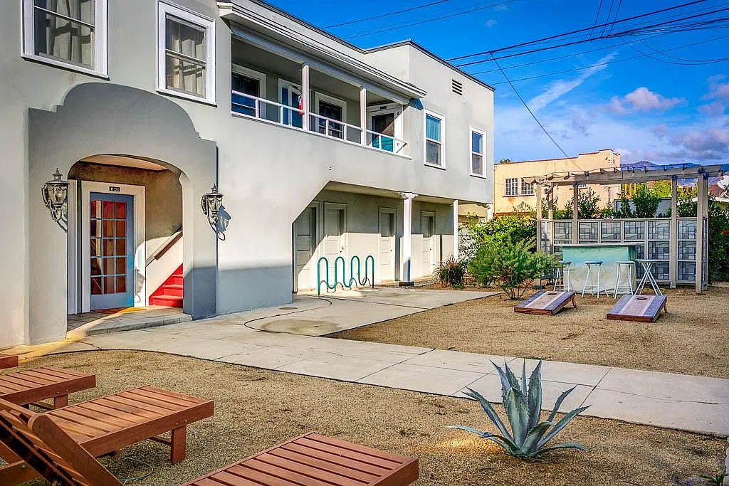 Studio, 500 sqft, $1,995 — Photo 4