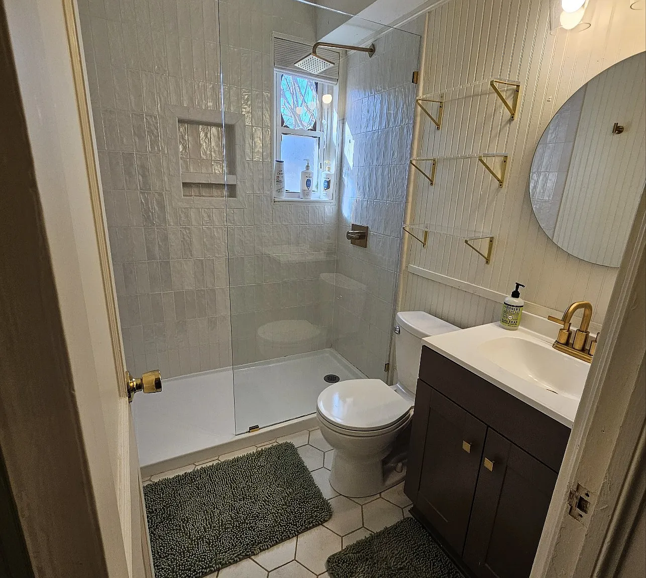 110 Lewis Dr — Photo 3