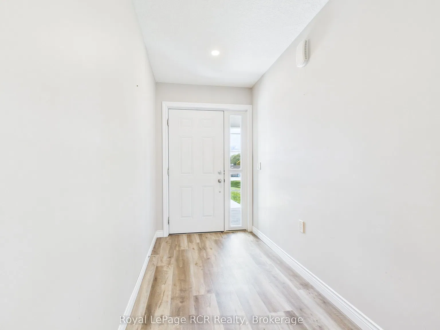 2 bed, $2,000 — Photo 3