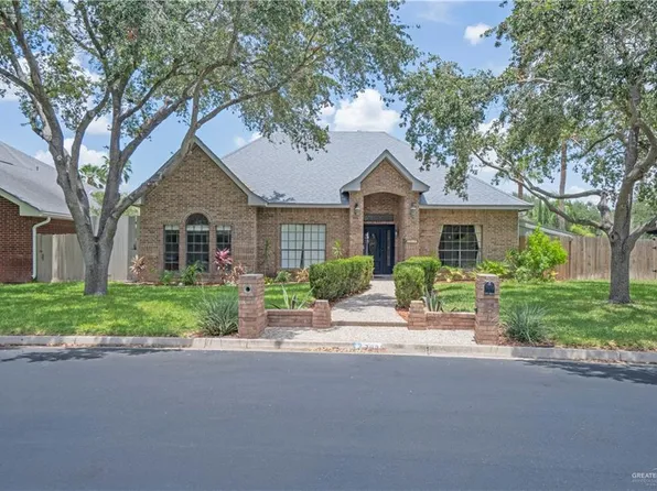 7033 N 1st St, McAllen, TX 78504