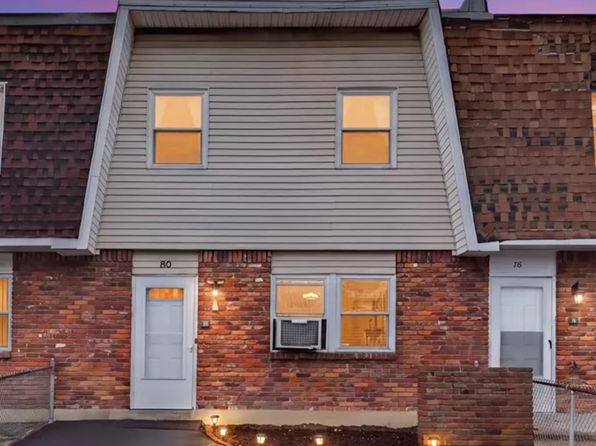 80 Sarah Ln