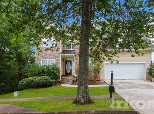 1061 Wallace Hill Rdg, Lawrenceville, GA 30045