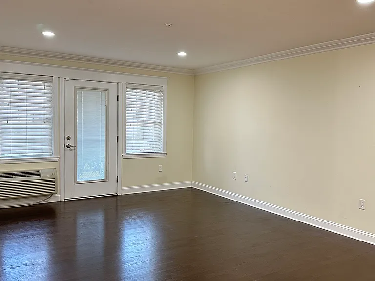 39 Fayette St #102 — Photo 6