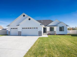 453 N Point Dr, Idaho Falls, ID 83401
