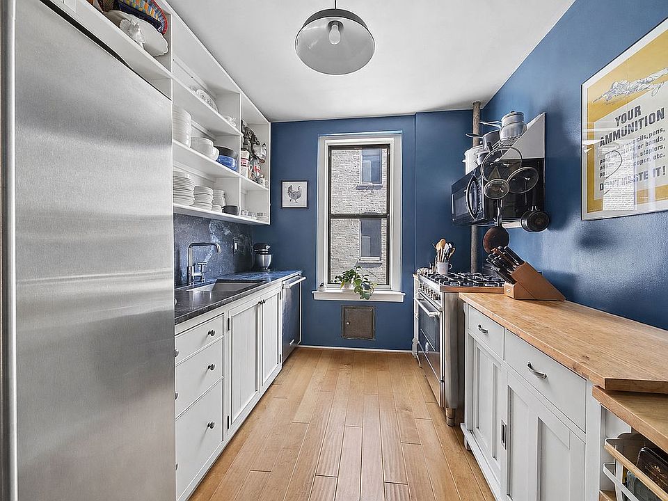 1st image of 880 W 181st St APT 4E