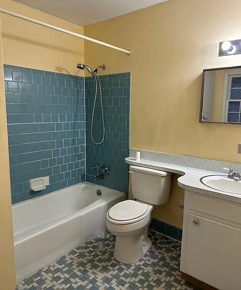 6225 Parkwood Dr W — Photo 8
