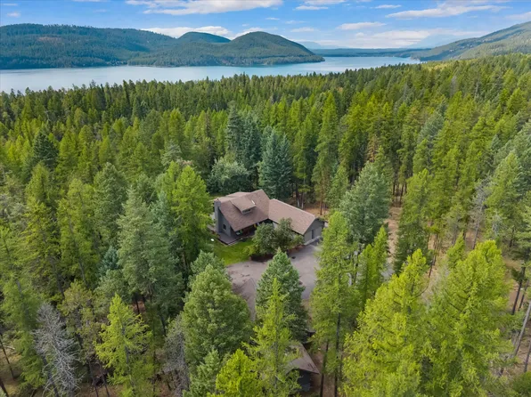 2405 E Lakeshore Dr, Whitefish, MT 59937