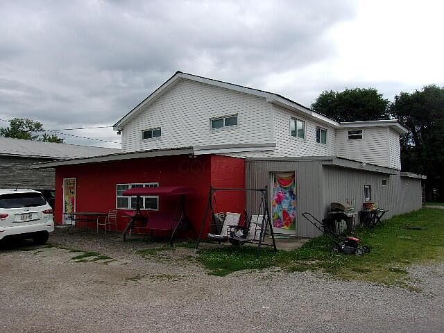 1st image of 122 N Washington St