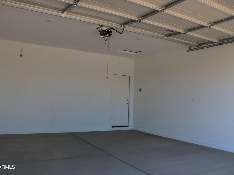 9829 W Monterey Way — Photo 5