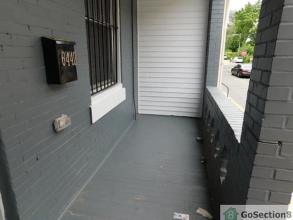 2nd image of 6442 Glenmore Ave
