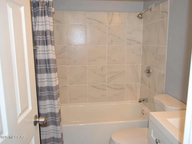 1902 S Montezuma Ave #D — Photo 17