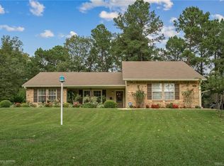 125 Downs Dr, Benton, LA 71006