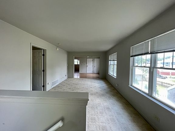 5th image of 836 N Loomis St #B