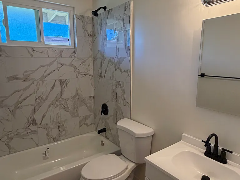 3570 Jasmine Ave #7 — Photo 3
