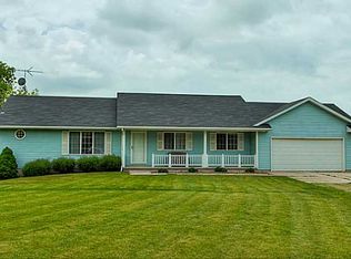 211 40th Ave, Runnells, IA 50237