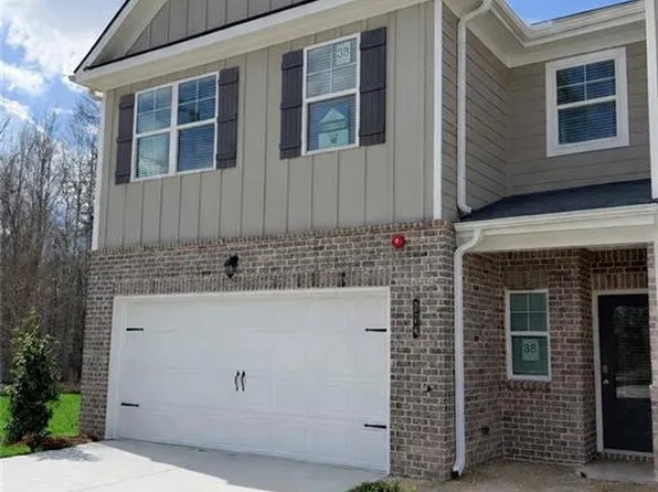 374 Lanier Cir, Woodstock, GA 30189