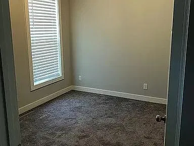 7150 Oakpark Dr — Photo 2