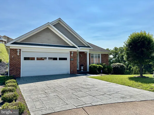 129 Anna Mae Ct, Strasburg, VA 22657