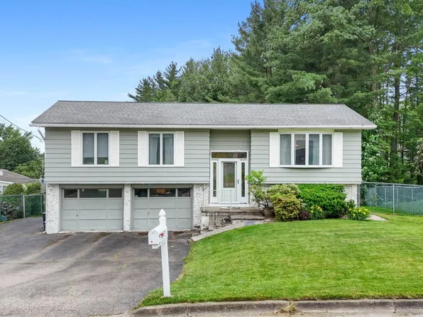 1117 Ivon Ave, Endicott, NY 13760