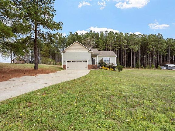 5th image of 165 Turlington Rd