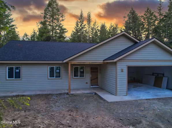 251 Hardy Loop, Bonners Ferry, ID 83805