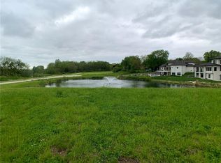 1035 Ford Ln, Waukee, IA 50263