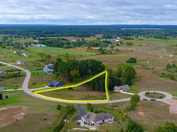 Tyler Hills Dr Unit 12, Traverse City, MI 49685