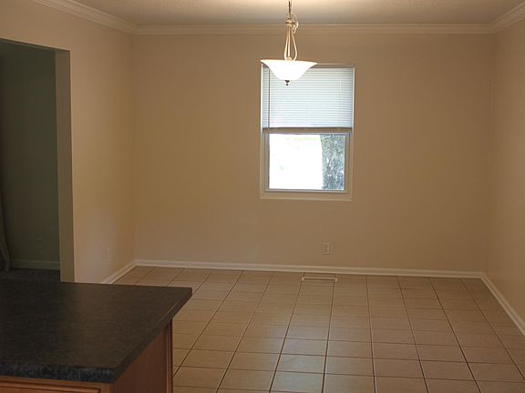 5th image of 7519 Florence Dr