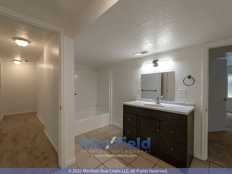 2722 N Double Eagle Dr — Photo 29