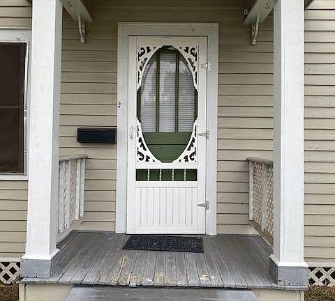 3rd image of 2890 6th St