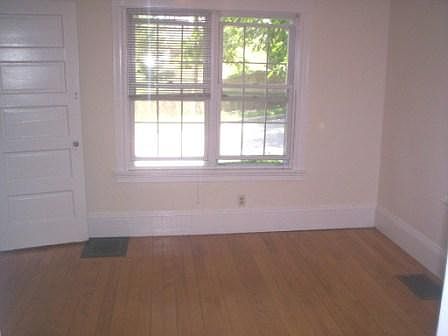 4th image of 180 Norfolk St #2
