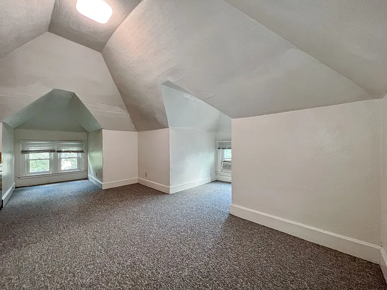 519 Welch Ave. — Photo 28