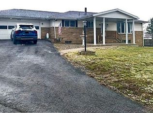 374 Brookhaven Rd, Morgantown, WV 26508