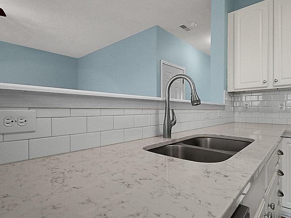 3rd image of 1267 Grove Dr #2603