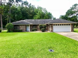 45457 Puma Dr, Hammond, LA 70401