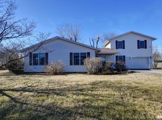 218 North St, Edinburg, IL 62531