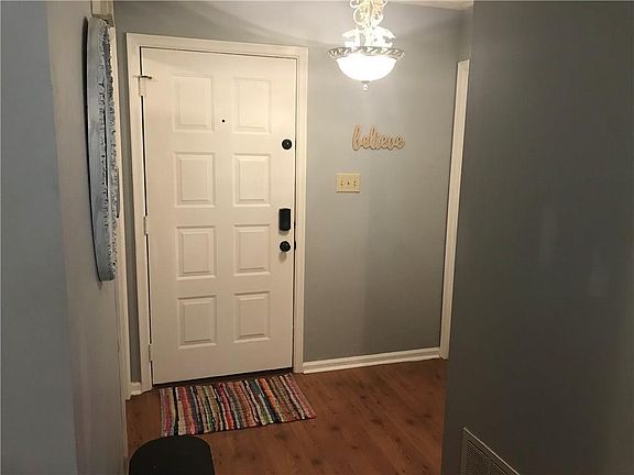 4th image of 6855 Bannock Dr
