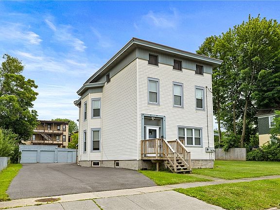 2nd image of 913 Kellogg Ave